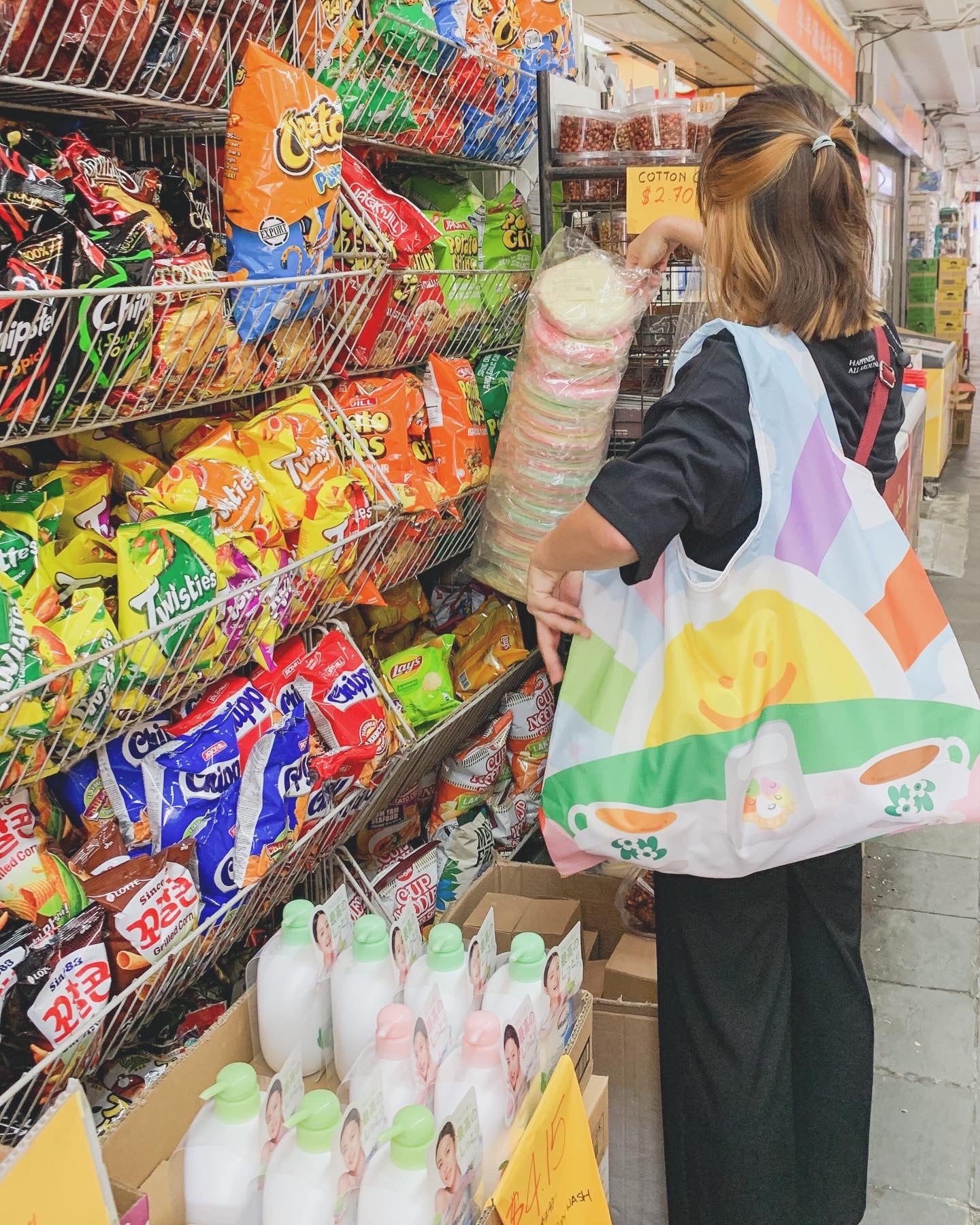 Shopping for tidbits with the reusable bag
