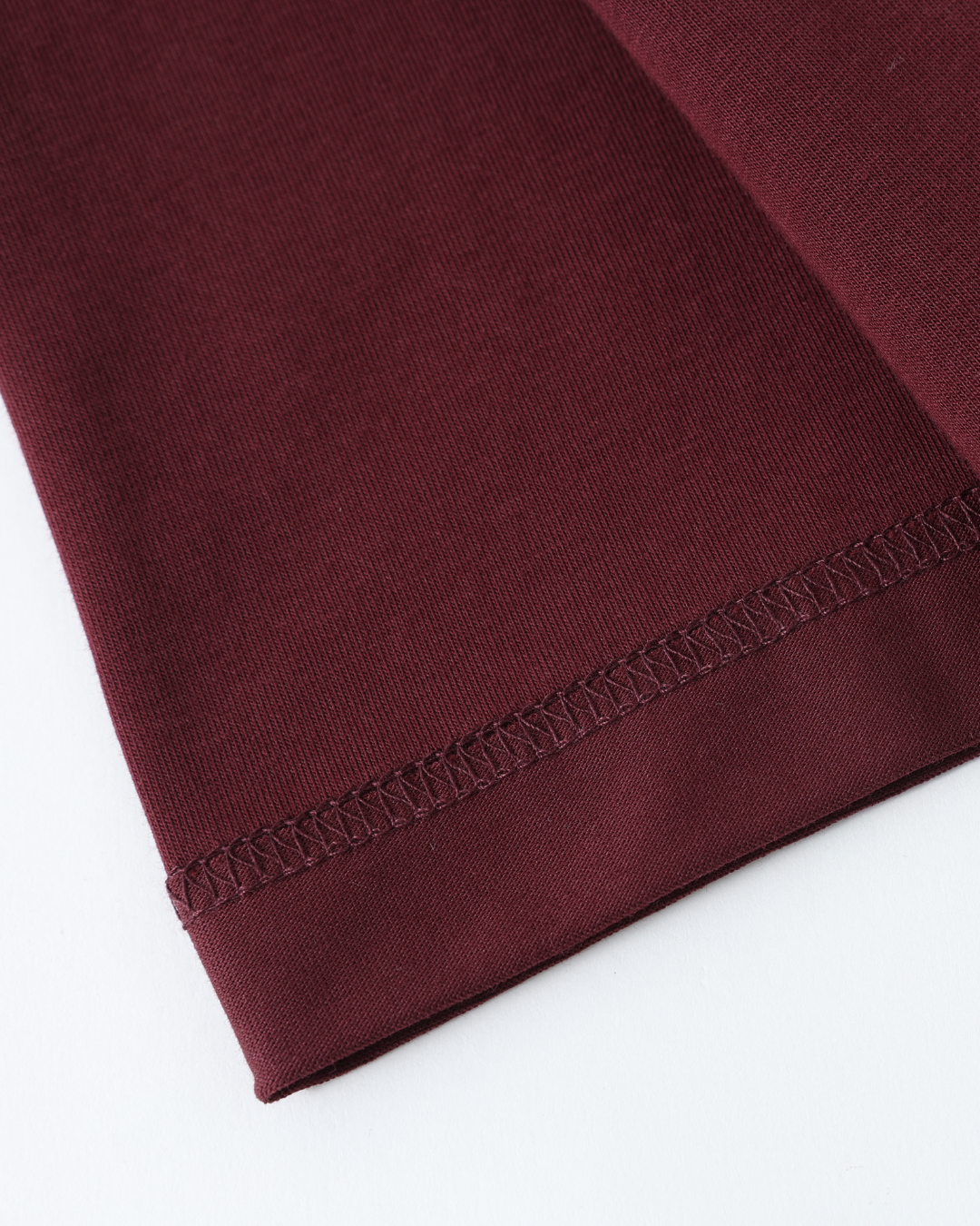 Signature Sunscreen Sorona® Cooling Tee in Reverse Oxblood Long