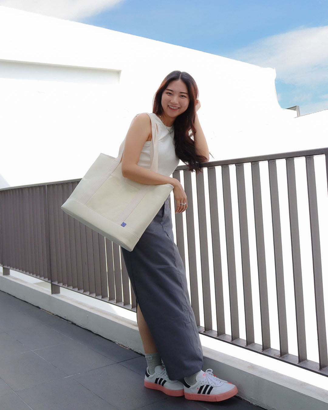 Untotely Canvas Totebag in Neutral