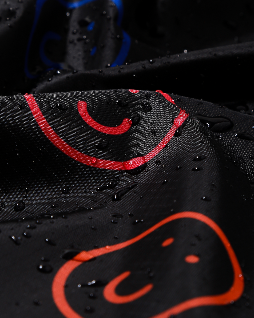 Signature Smile SwiftStash Mega Reusable Bag in Rainbow