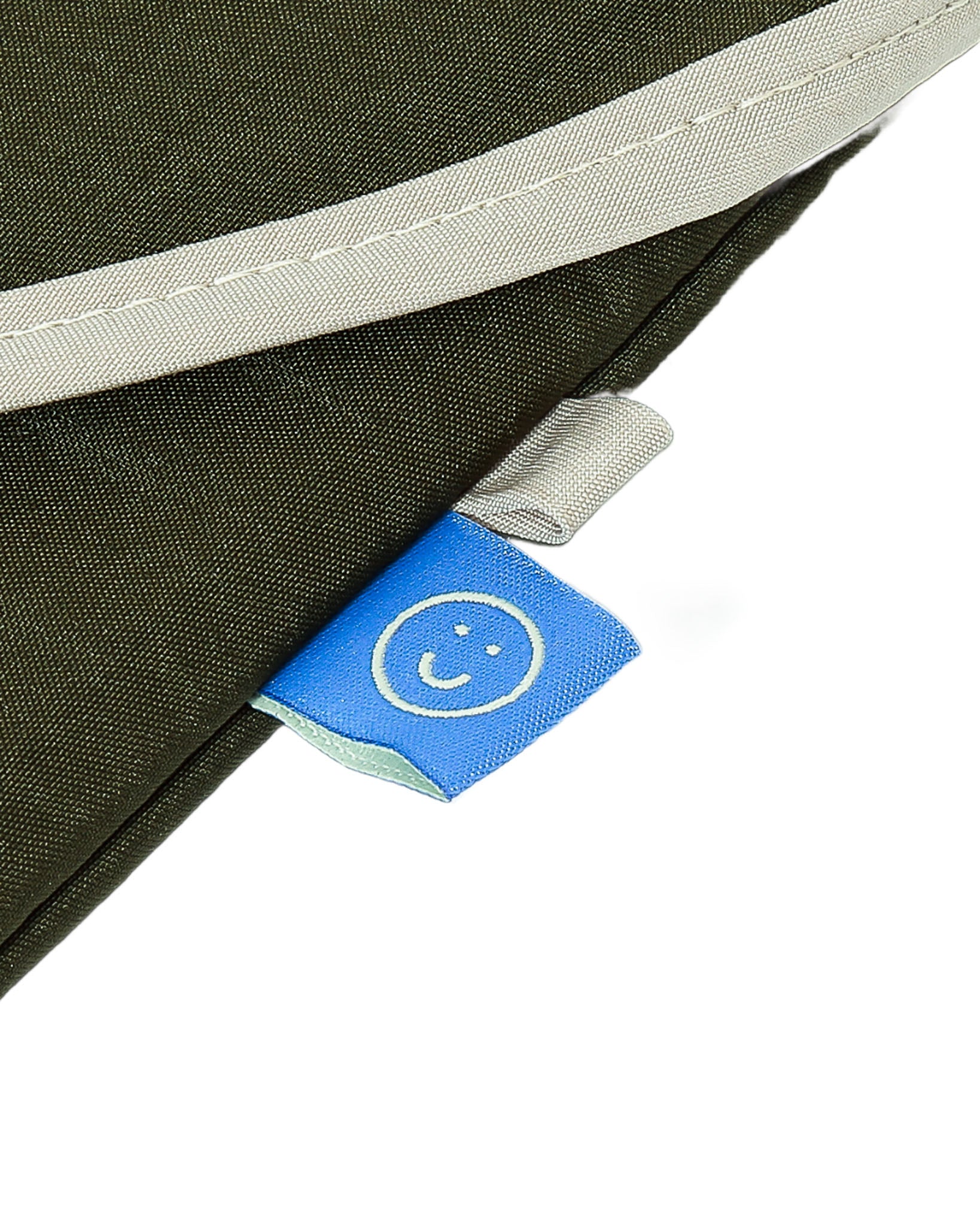 Smile LiteFoam Laptop Sleeve in Olive Branch