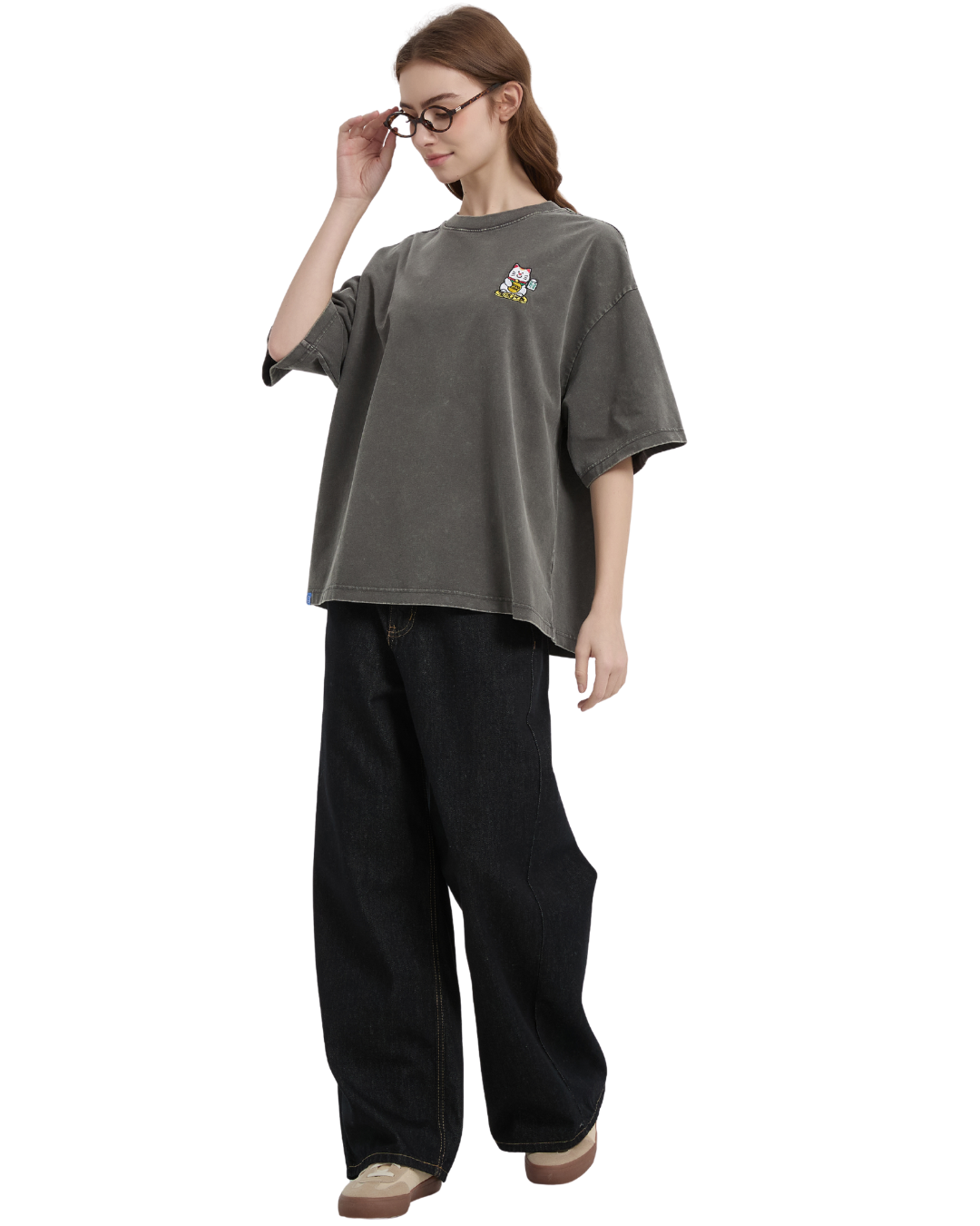 Fortune Cat Embroidery Boxy Tee in Acidwash