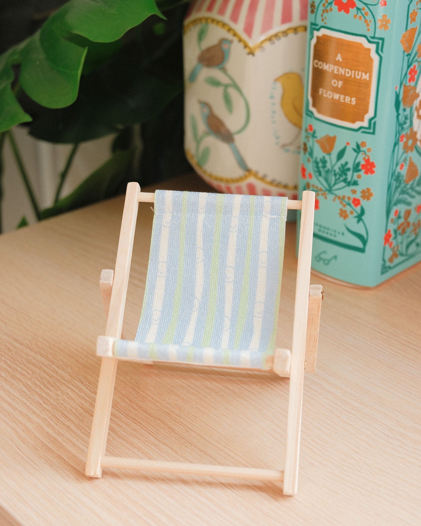 Beach Chair Phone Stand