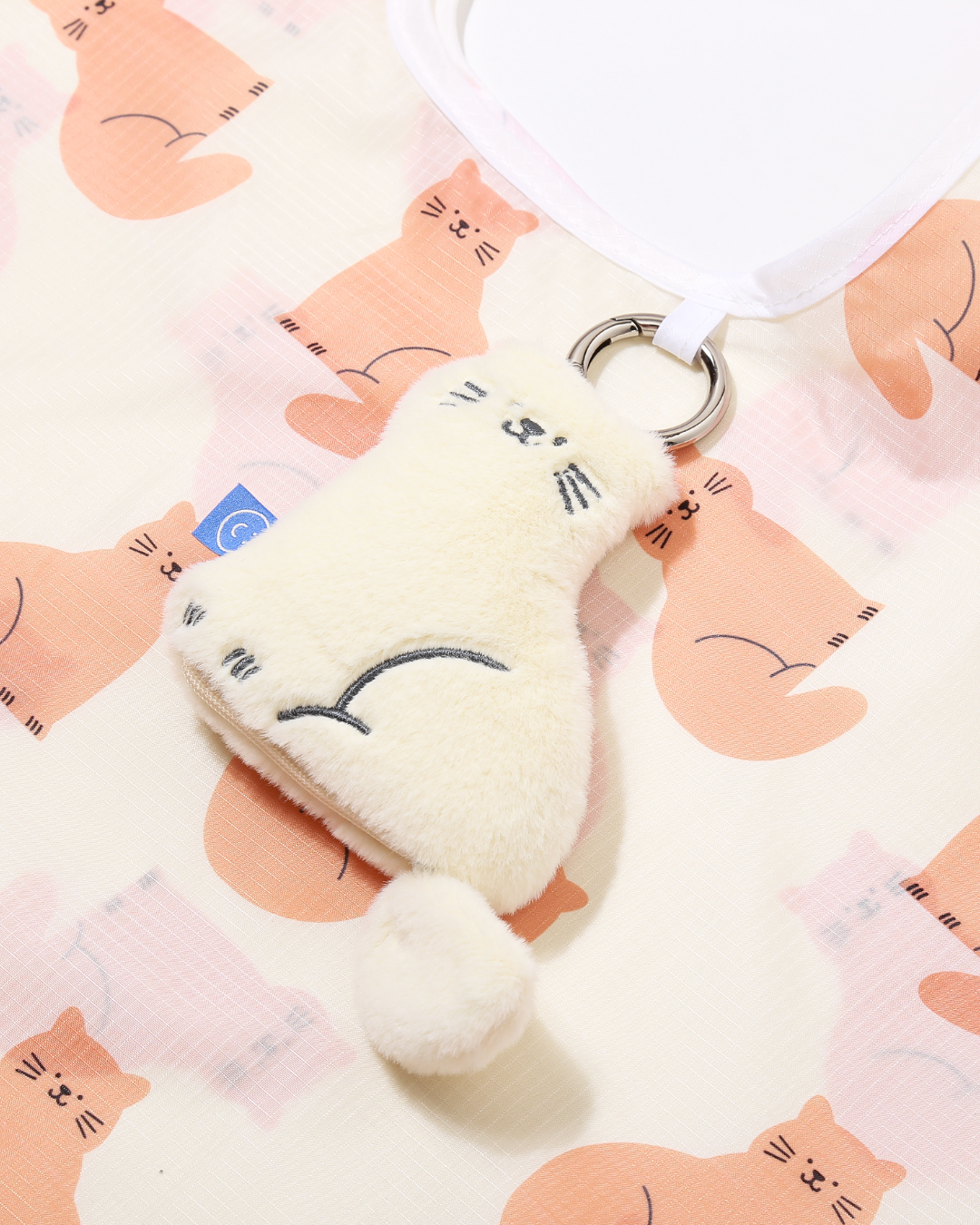 Cream Cat Plushie Reusable Nylon Large Bag