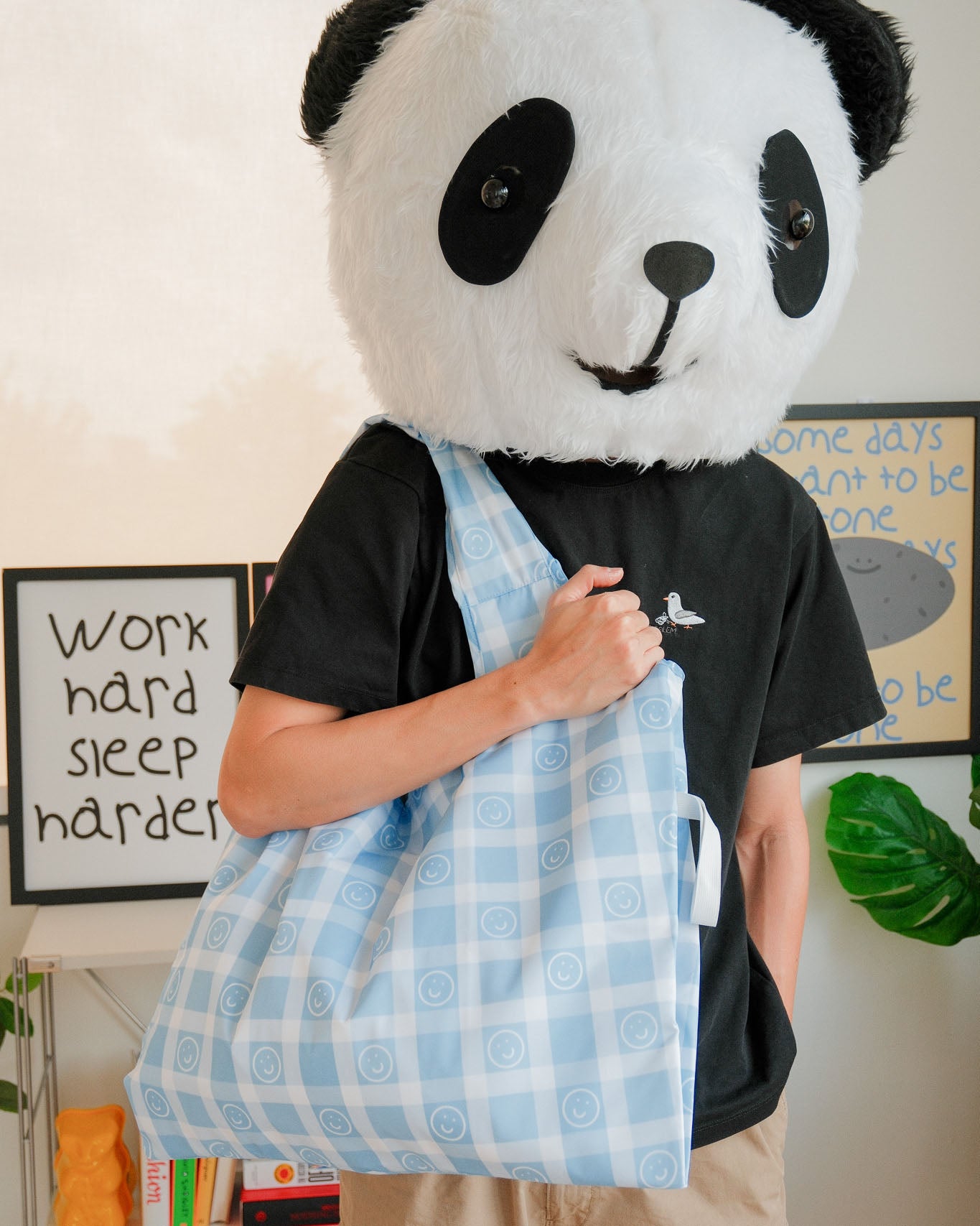 Signature Gingham Smile Foil Reusable Bag