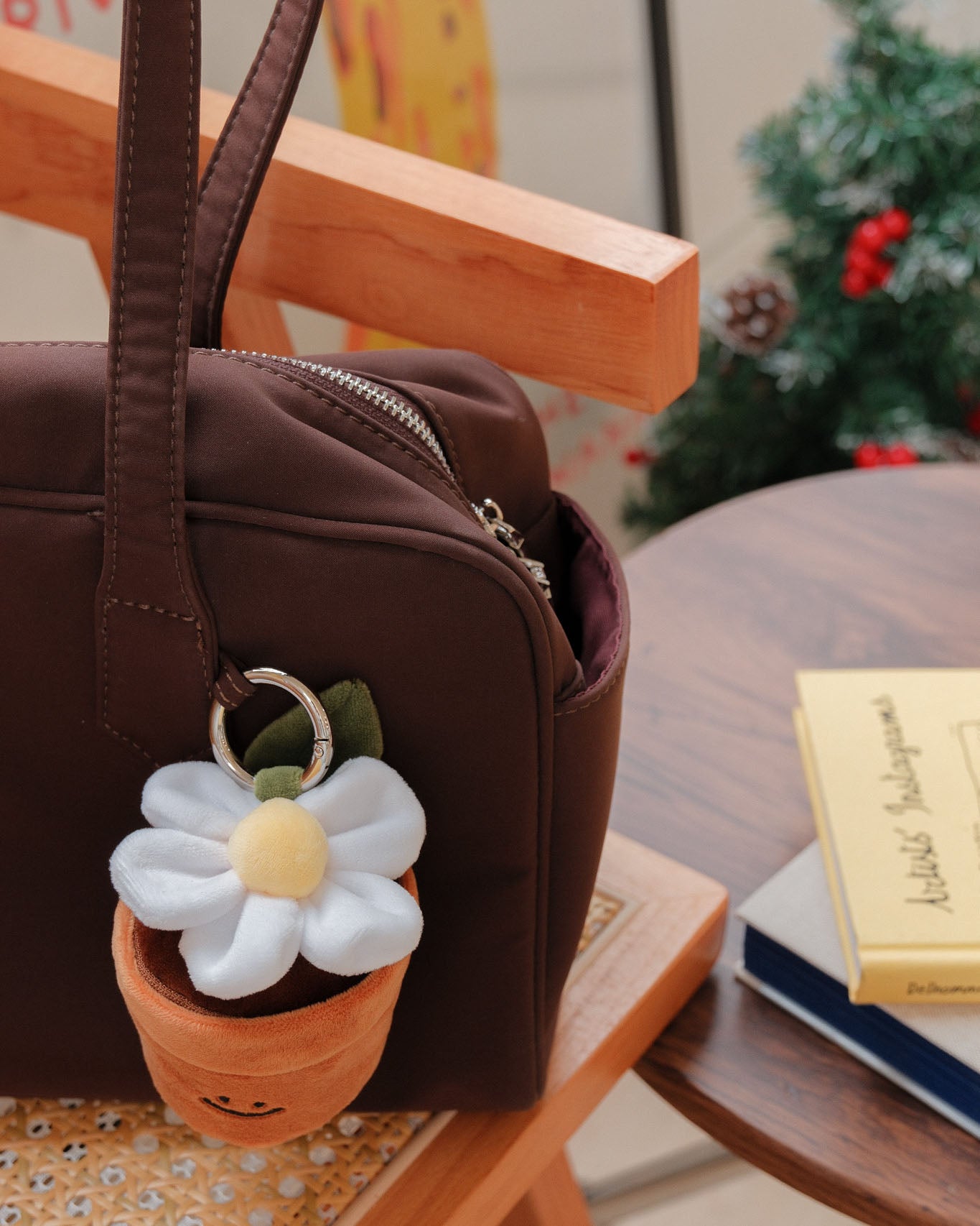 Potted Daisy Plant Plushie Reusable XL Bag