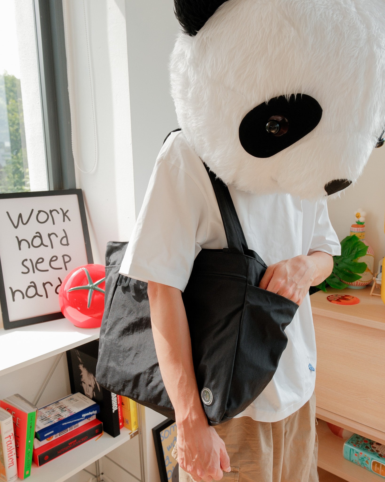 Compact Carry-all in Black