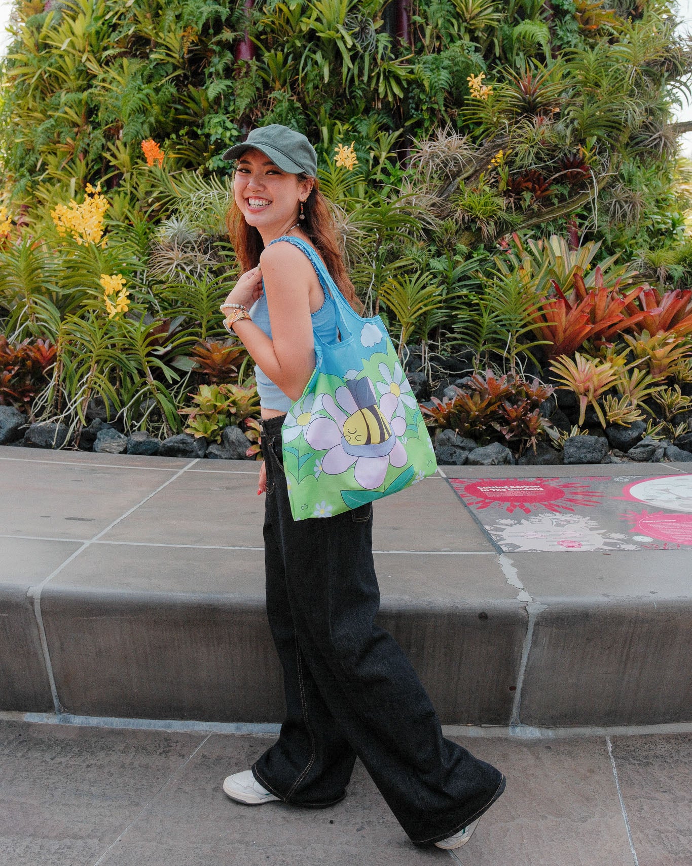 Bee-hind Every Break XL Reusable Nylon Bag