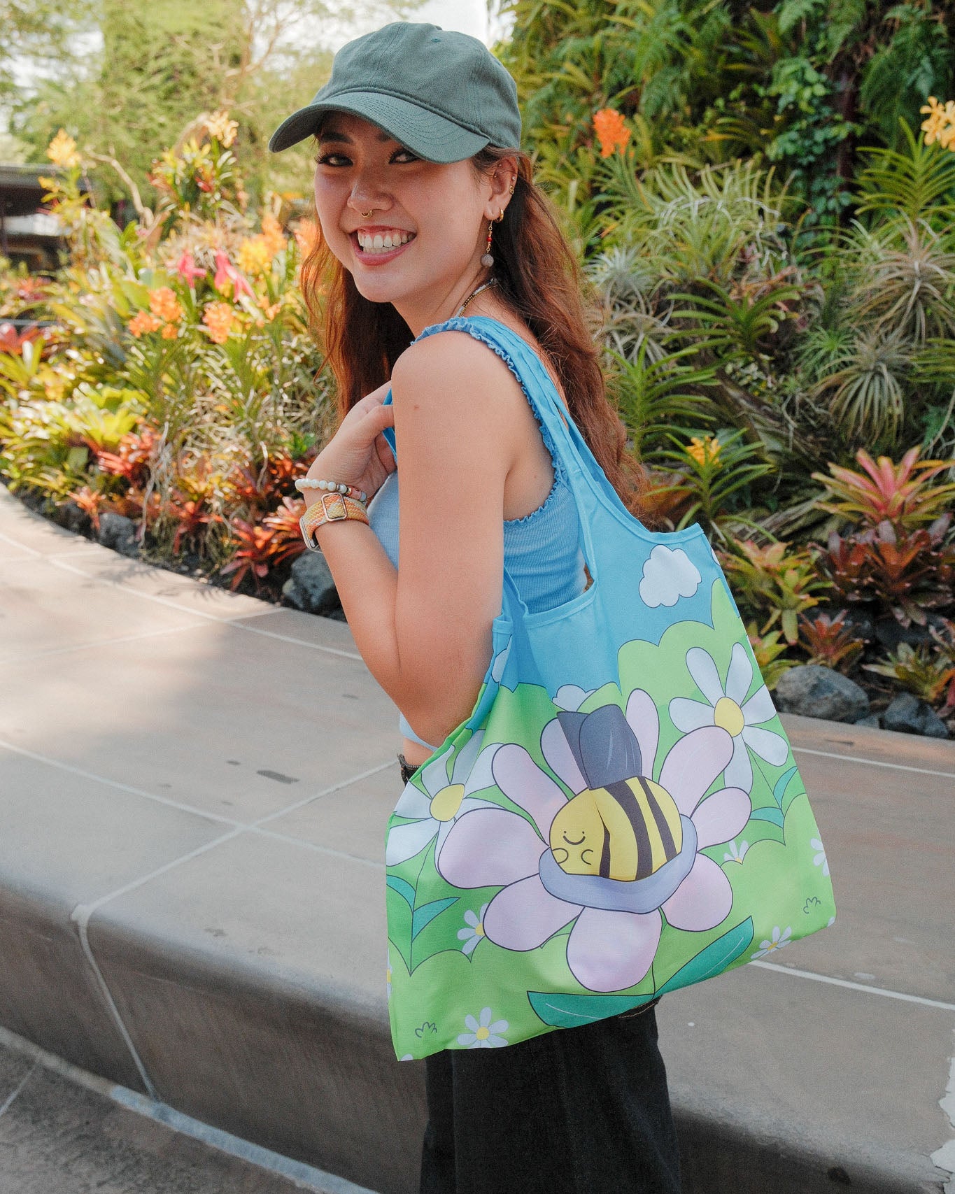 Bee-hind Every Break XL Reusable Nylon Bag