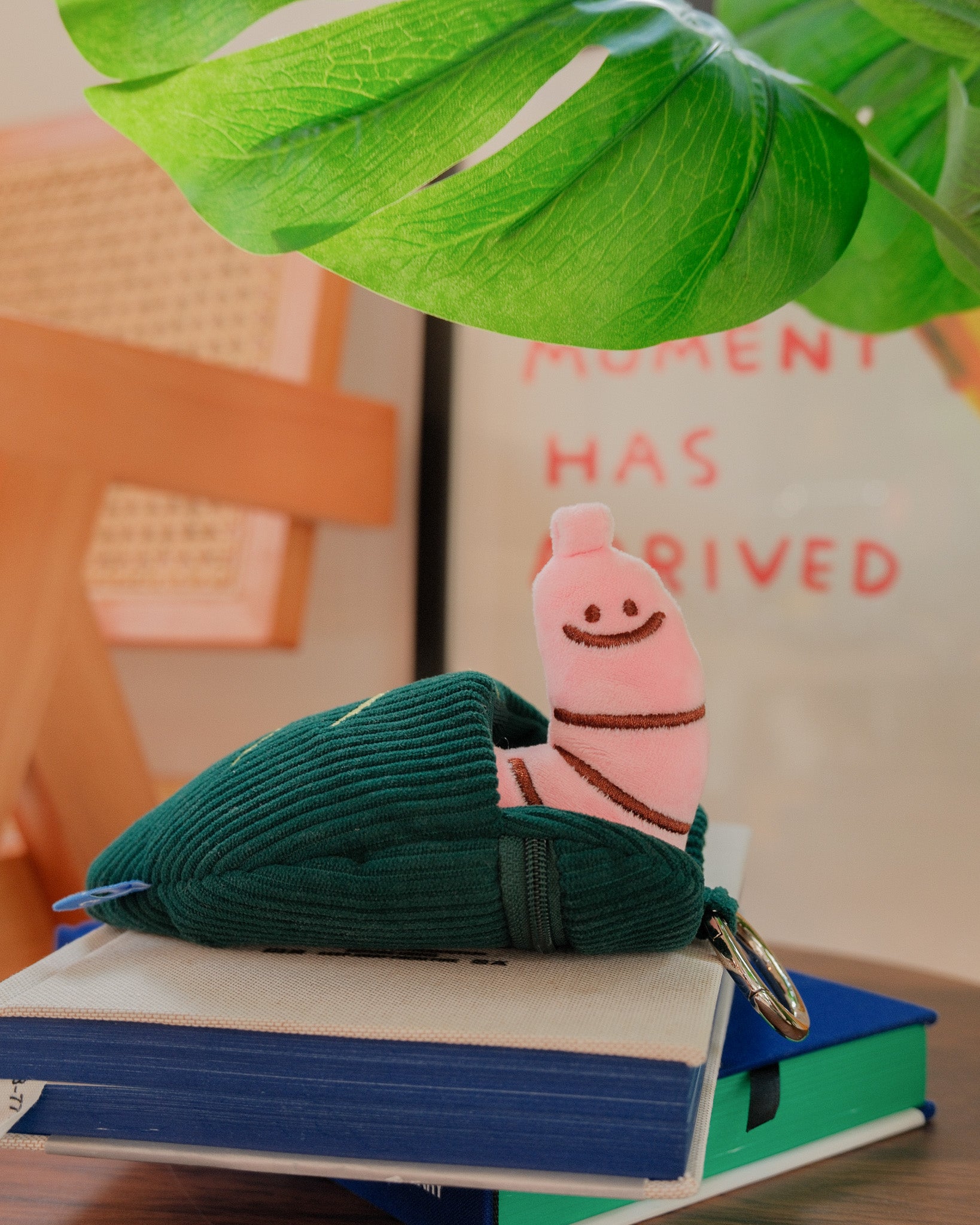 Worm & Leaf 2in1 Plushie Reusable Drink Bag
