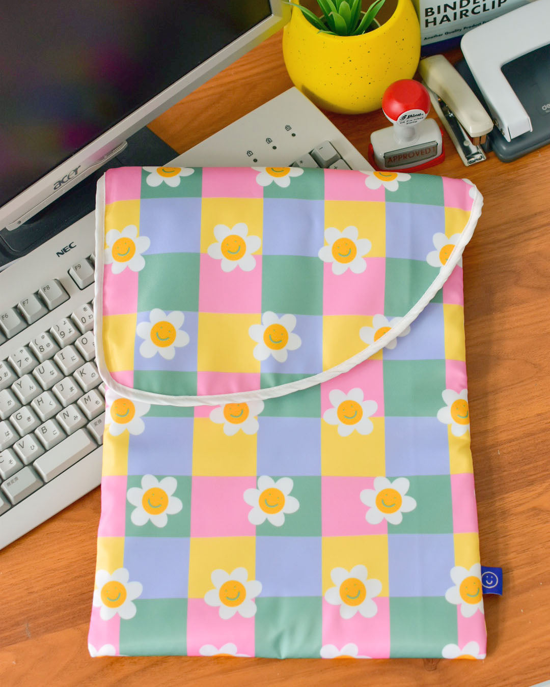 Checkered Flower Laptop Sleeve