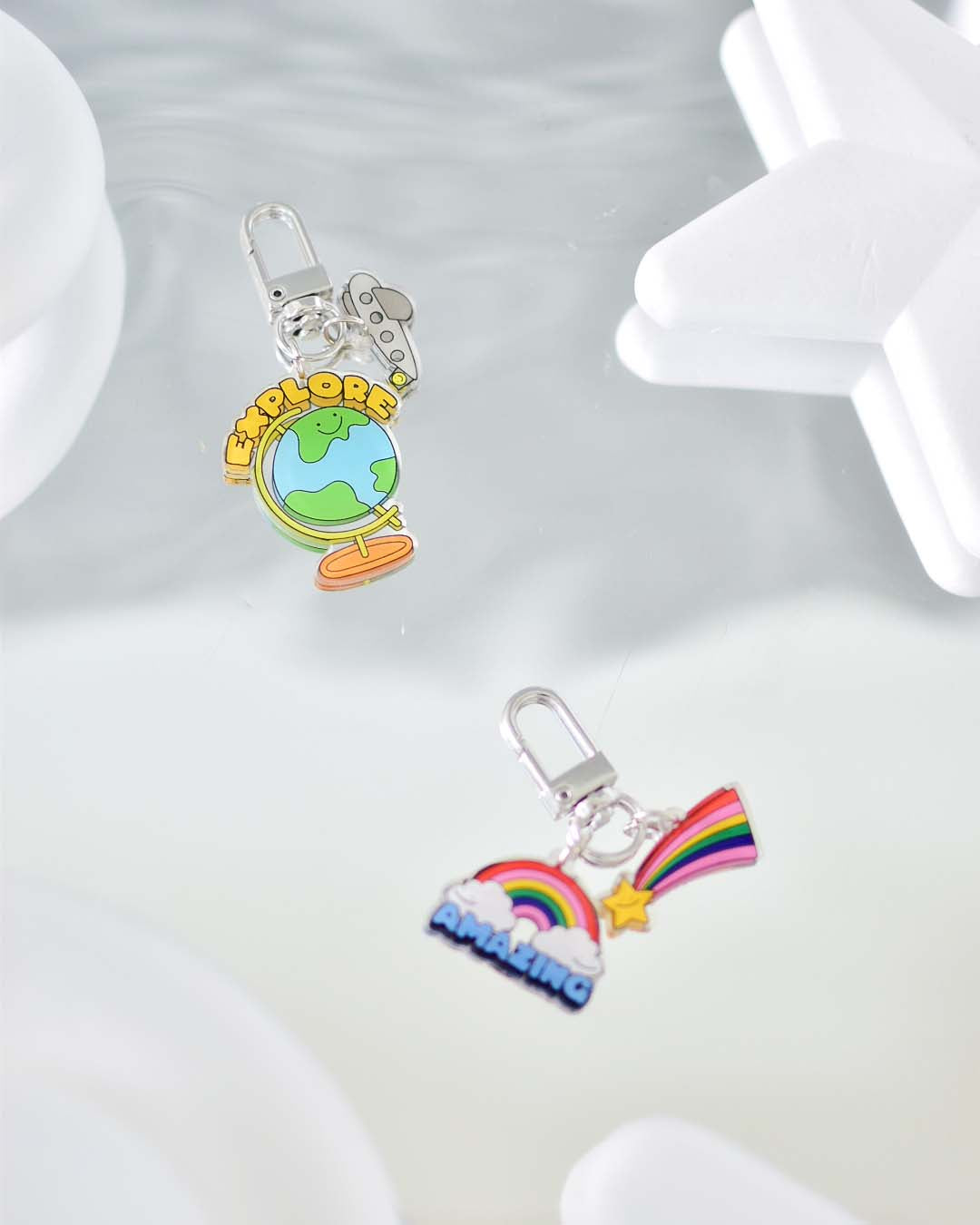 Explore The World Keychain