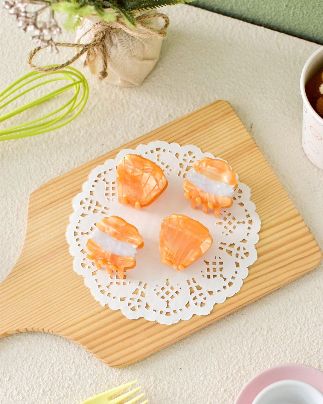 Cream Puff & Madeleine Hair Claw Clip (Mini Bakes)