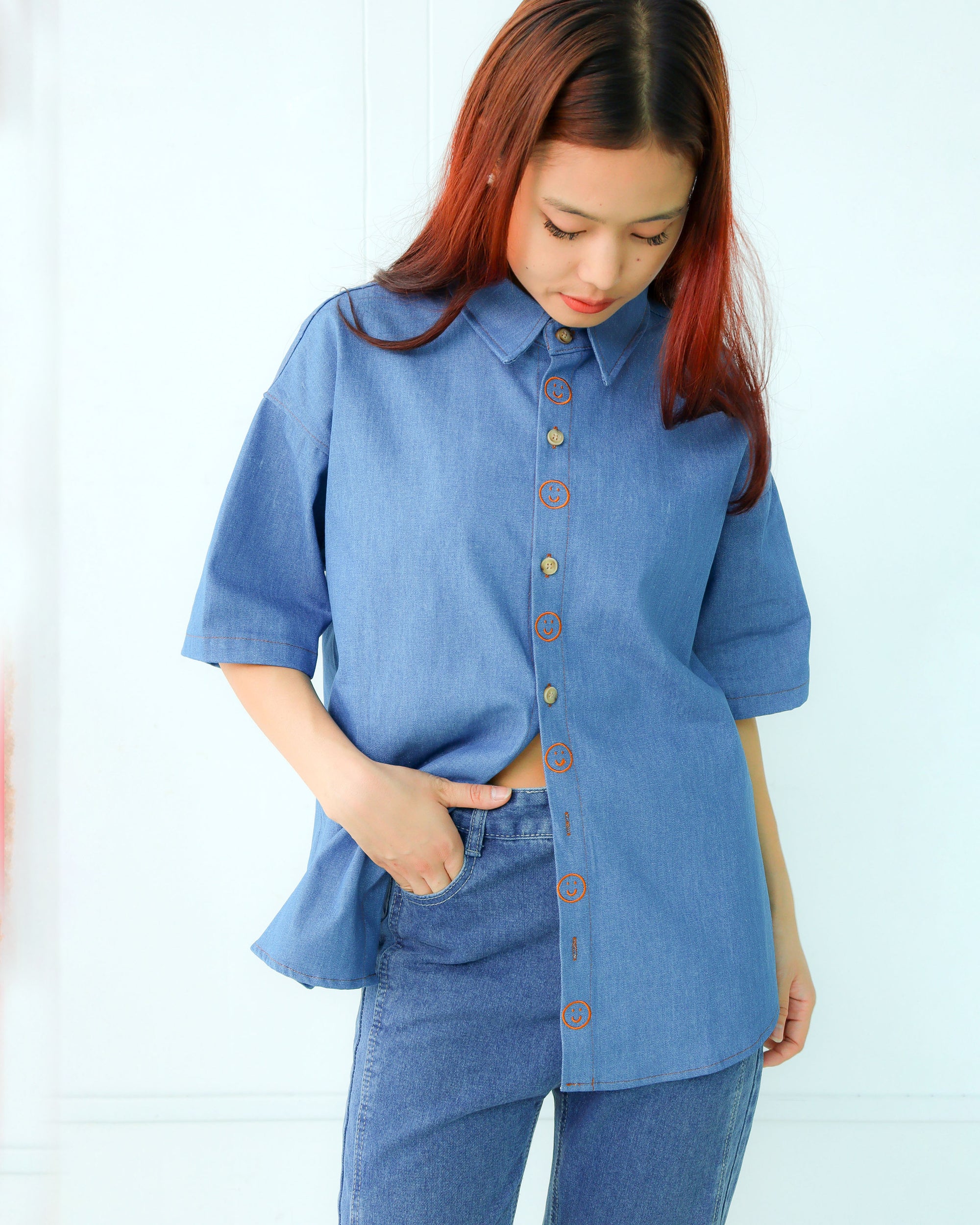 Signature Short-Sleeve Shirt in Mid-Blue Denim