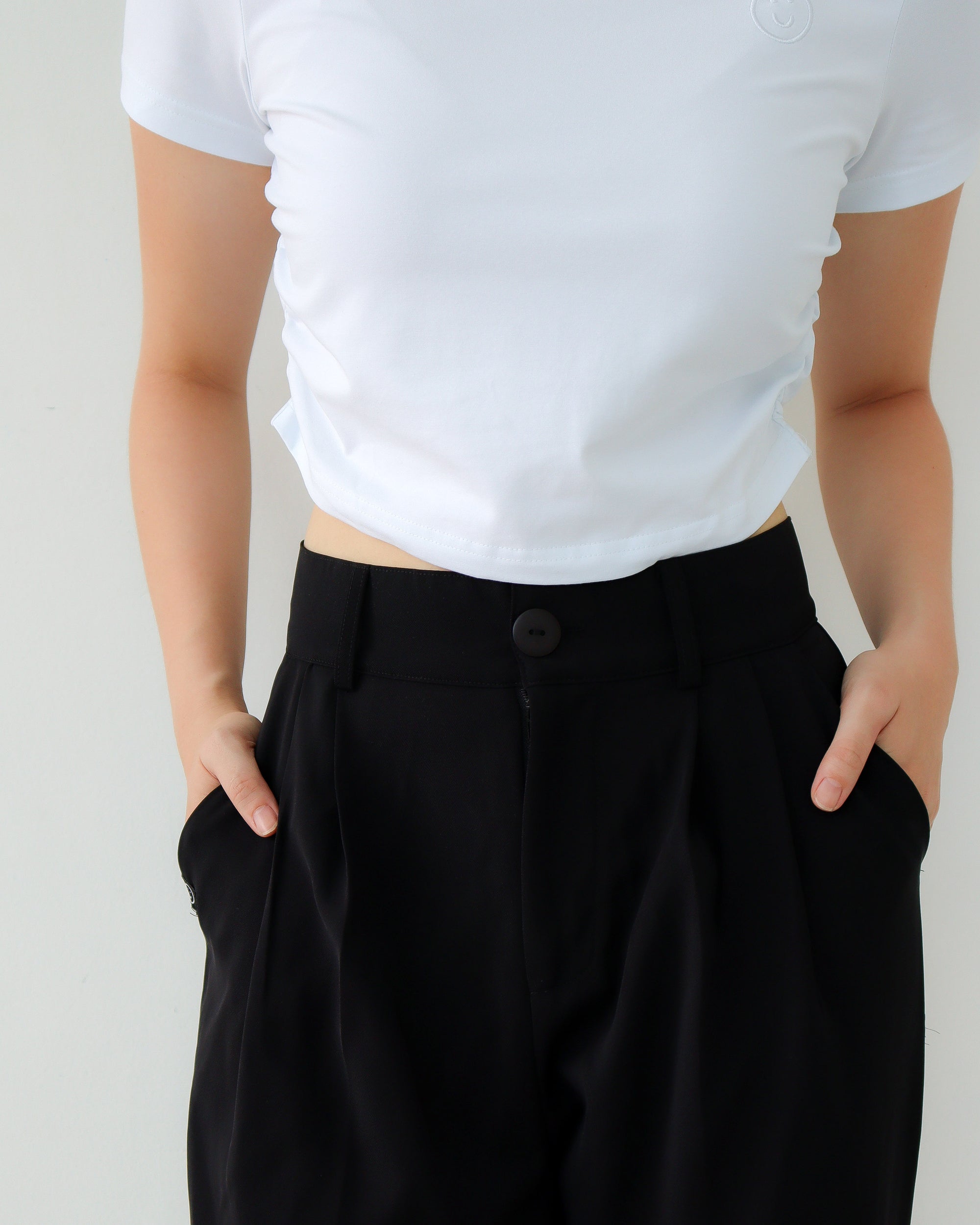 Signature Work Pants in Black - Women