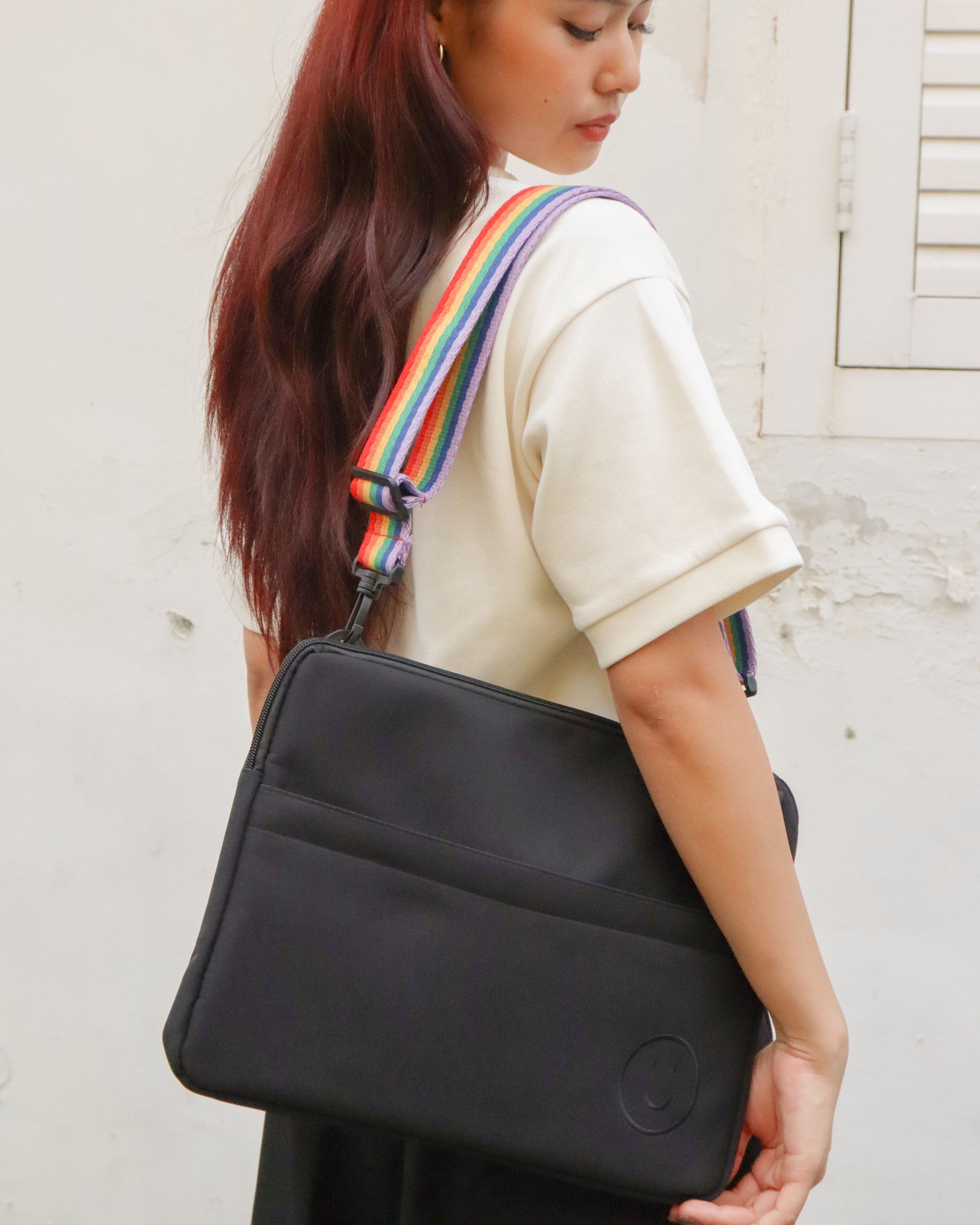 Signature Laptop Bag in Rainbow Black