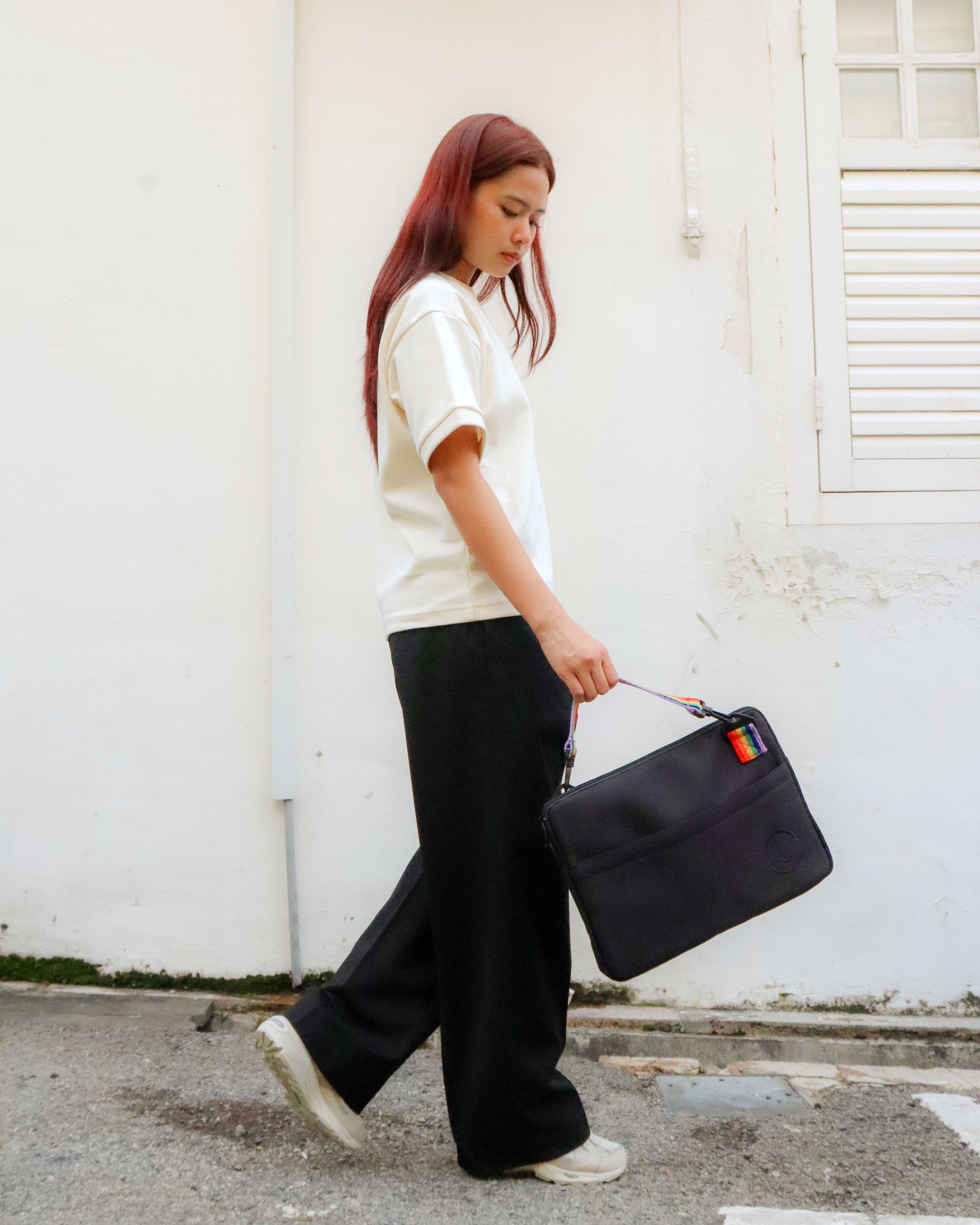 Signature Laptop Bag in Rainbow Black