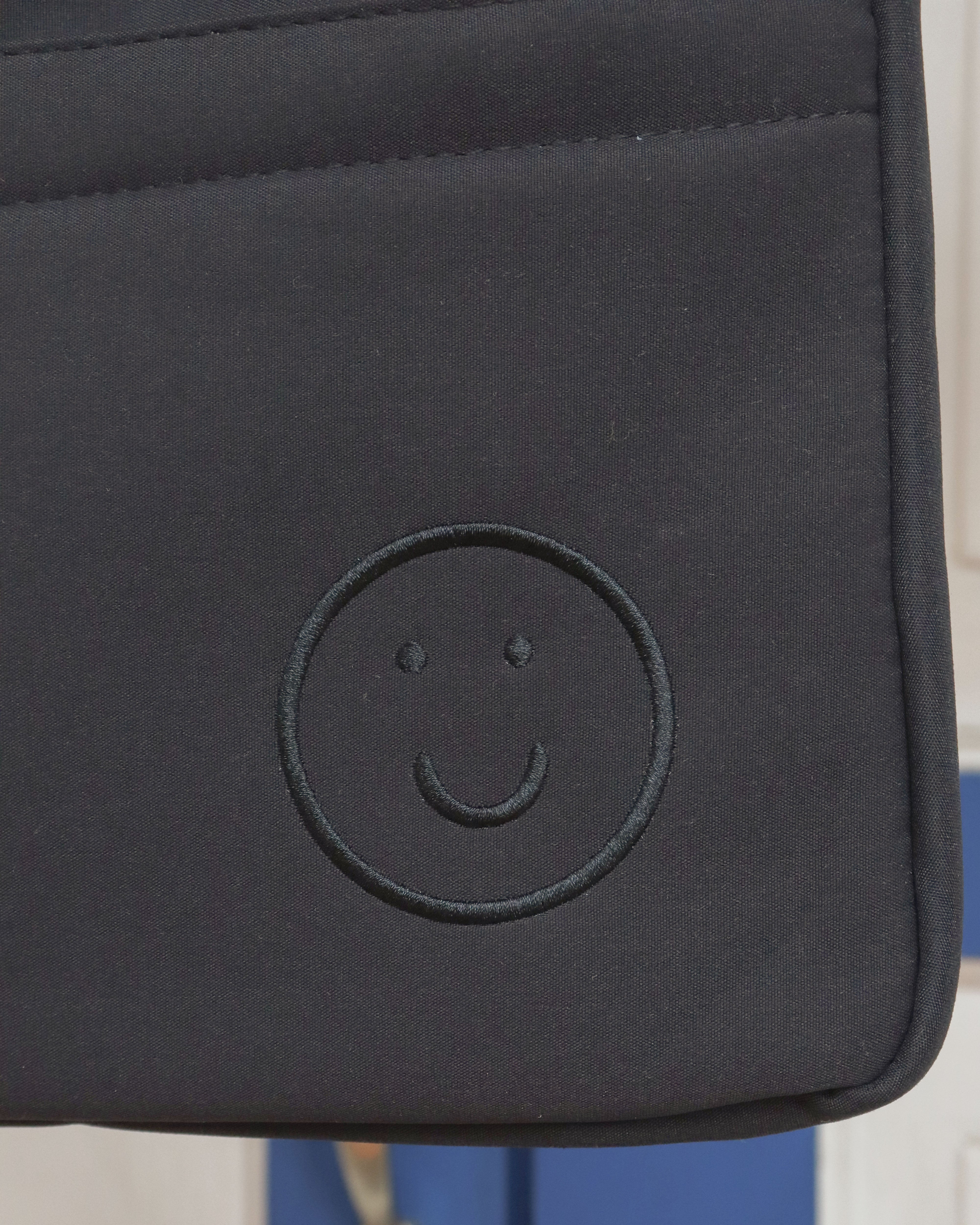 Signature Laptop Bag in Rainbow Black