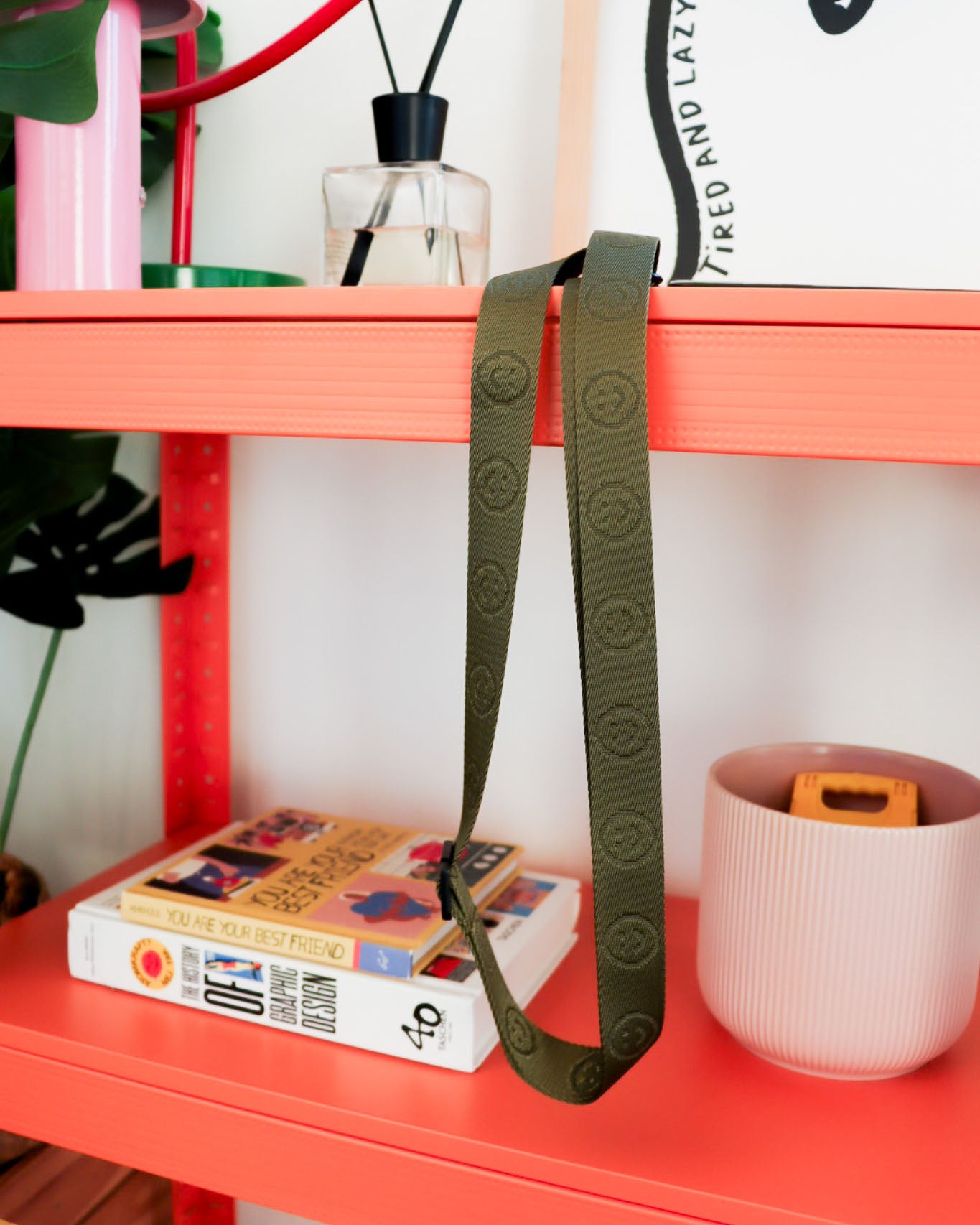 Signature Smile Multi-Way Strap in Olive