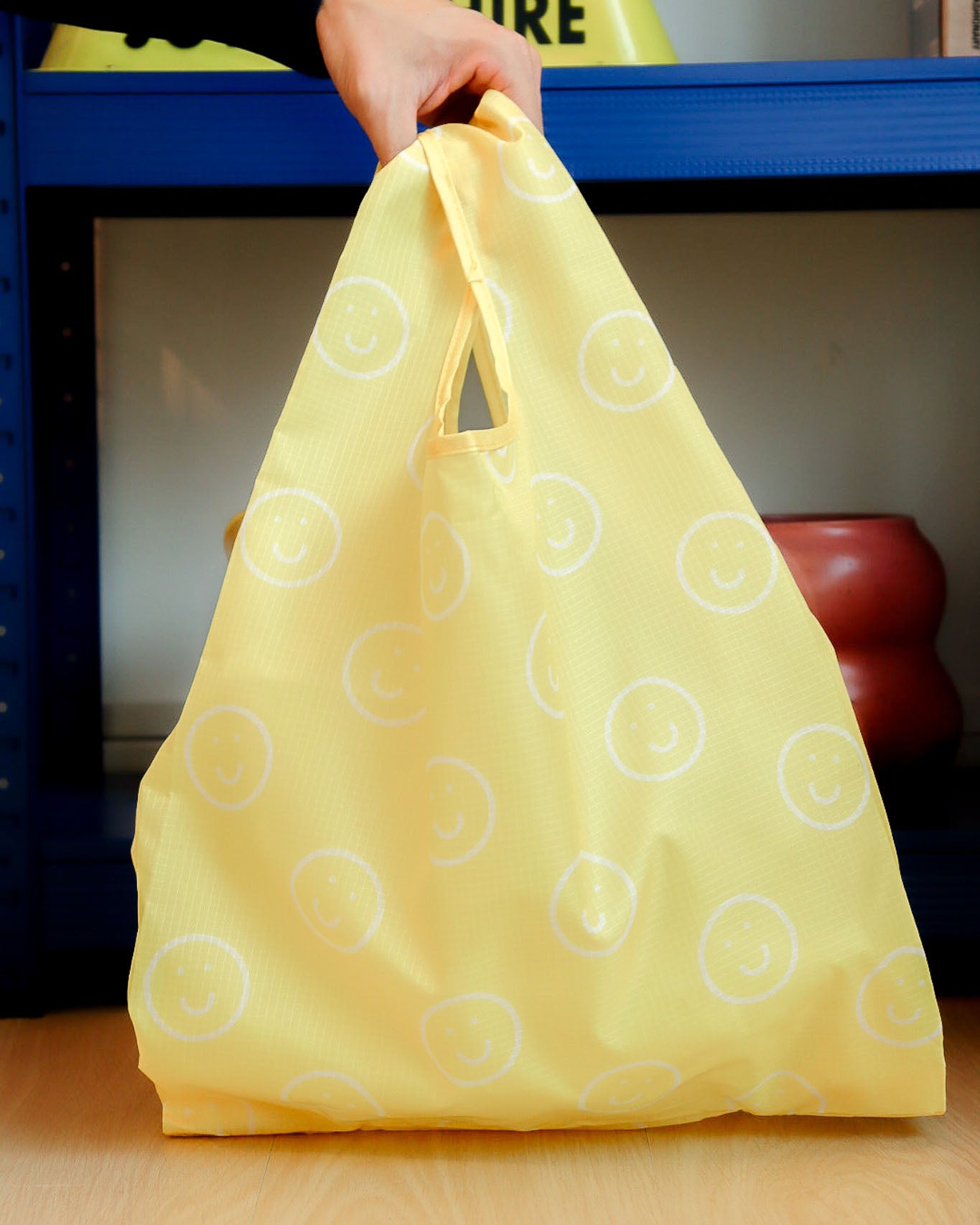 Signature Smile SwiftStash Med Reusable Bag in Yellow