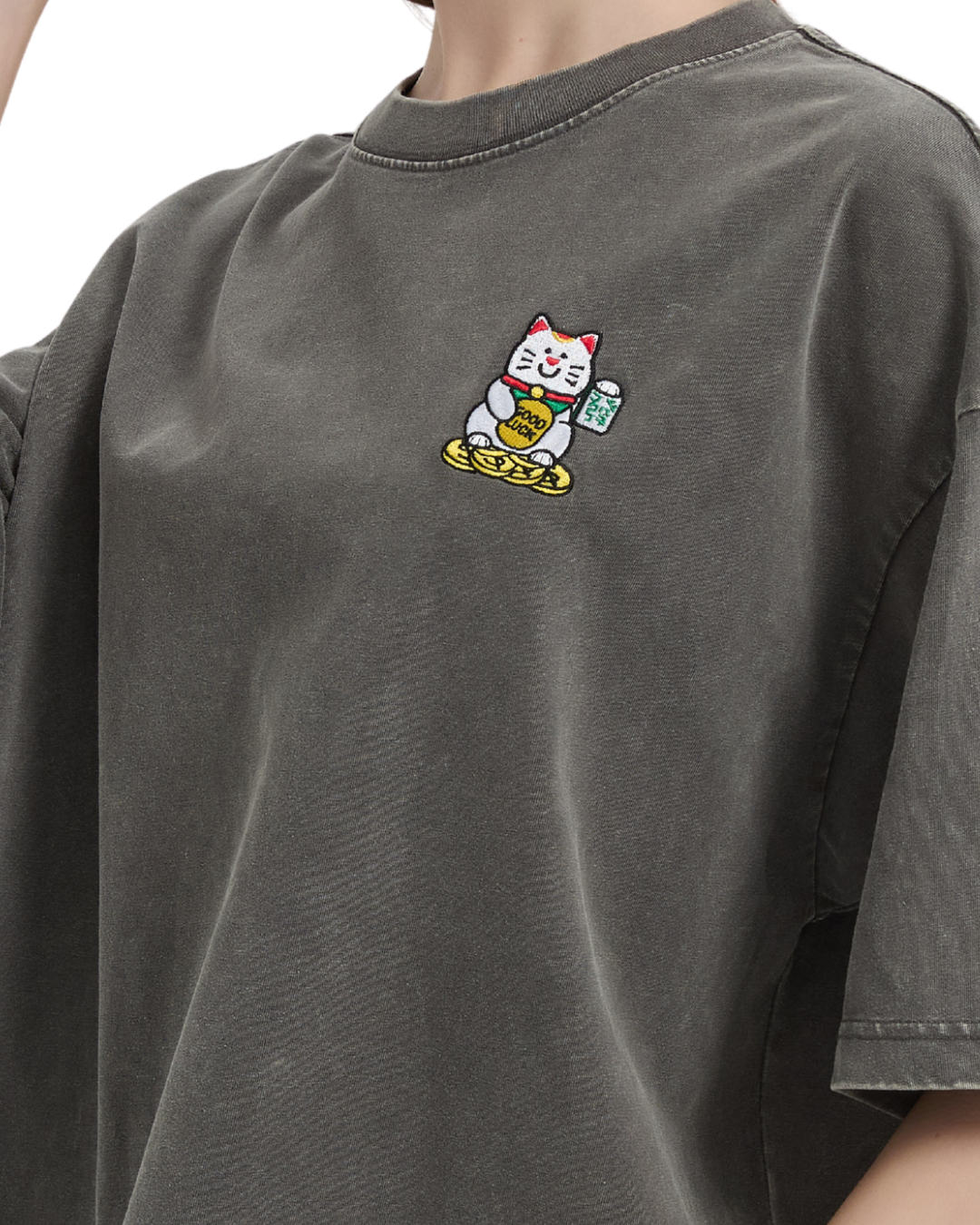 Fortune Cat Embroidery Boxy Tee in Acidwash