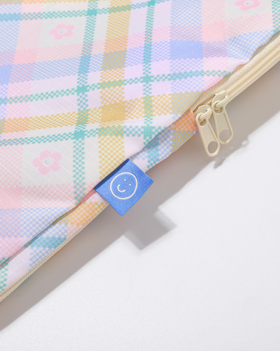 Daisy Plaid Packing Cube