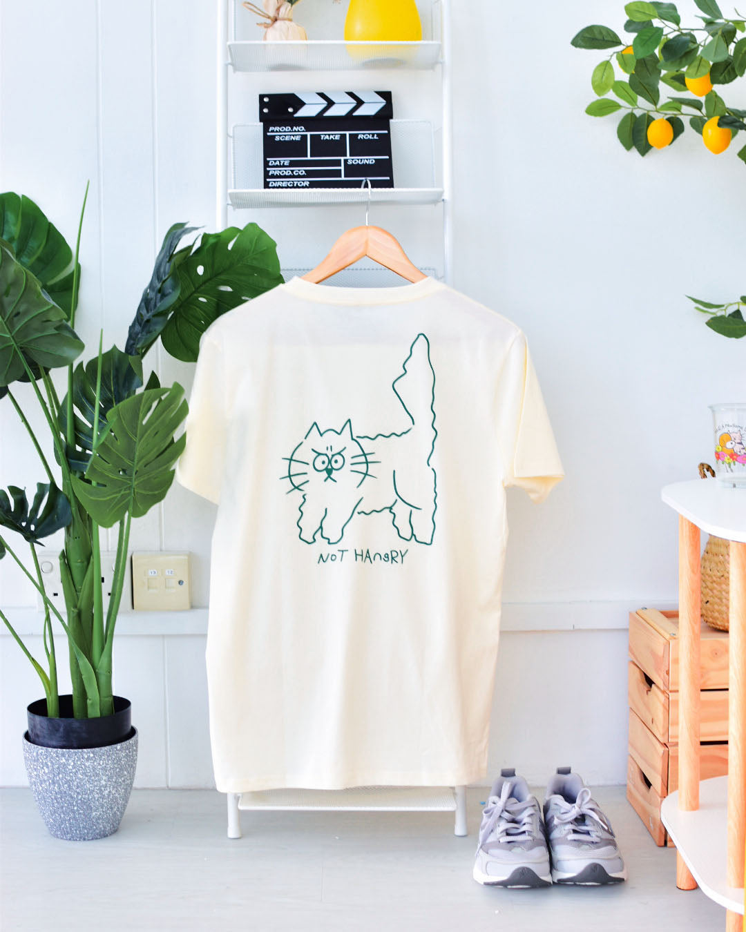 I Am Hangry Tee in Cream