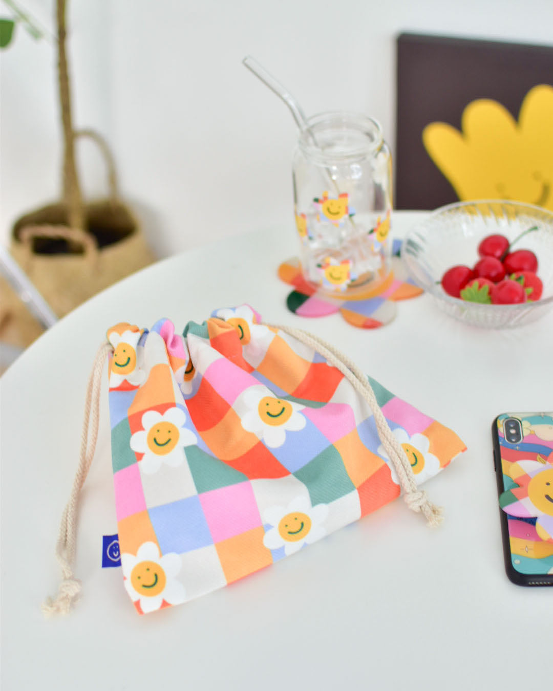 Checkered Flower Drawstring Pouch