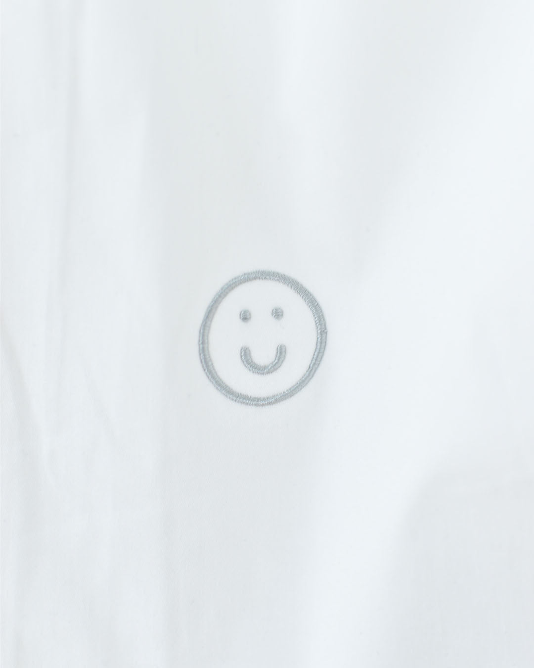 Signature Smiley Shirt in Off White