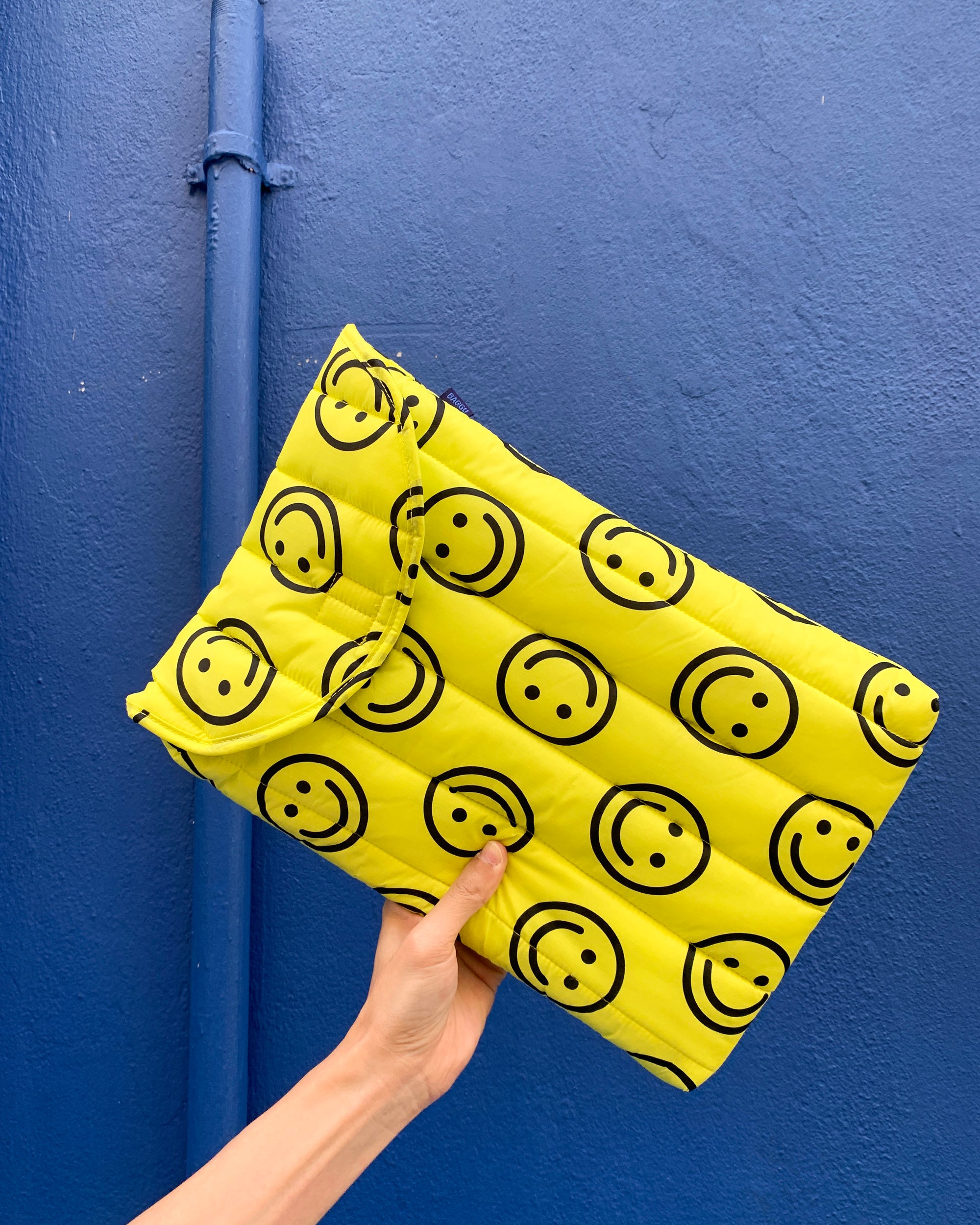 Baggu Puffy Laptop Sleeve 16" - Yellow Happy